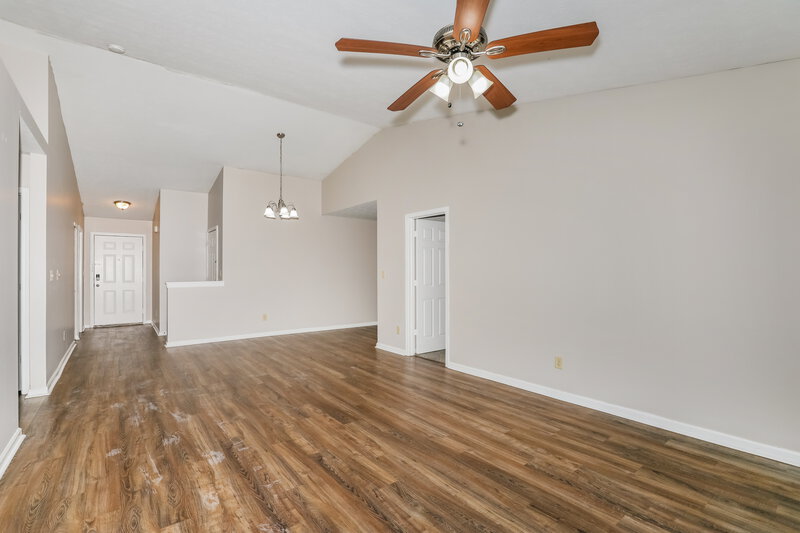 1,640/Mo, 11550 Ross Common Dr Indianapolis, IN 46229 Dining Room View