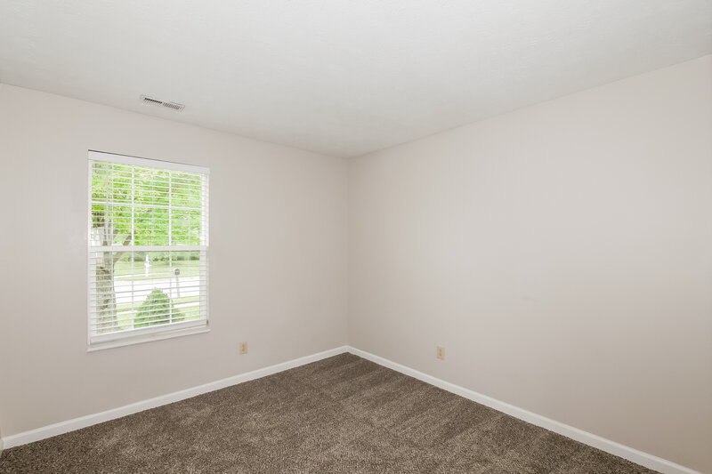 2,470/Mo, 10708 Tanbark Dr Indianapolis, IN 46235 Bedroom View