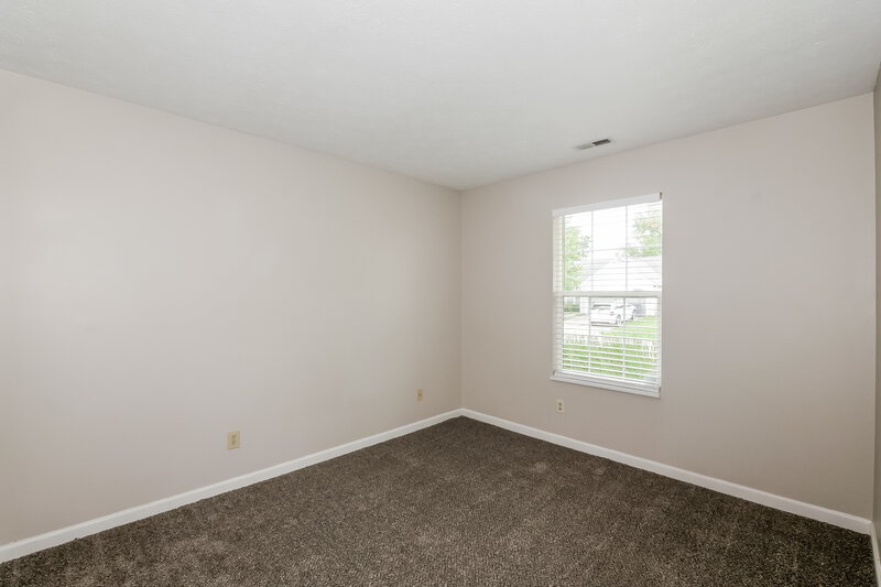 2,470/Mo, 10708 Tanbark Dr Indianapolis, IN 46235 Bedroom View 2