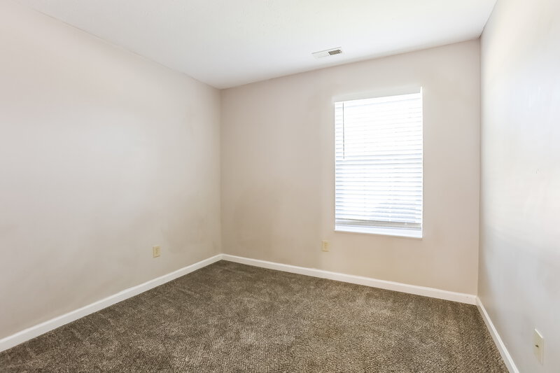 1,870/Mo, 2208 Rossington Ln Indianapolis, IN 46229 Bedroom View 3
