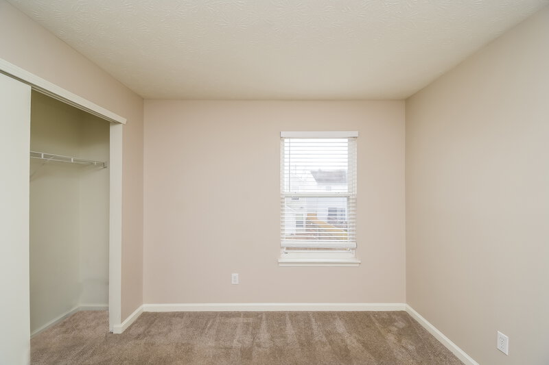 1,860/Mo, 2727 W 75th St Indianapolis, IN 46268 Bedroom View 3