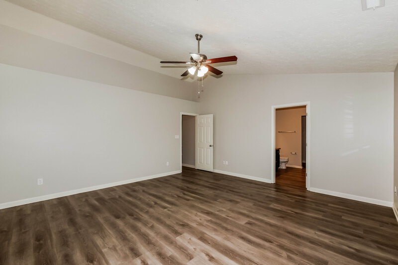 2,415/Mo, 11556 Ross Common Drive Indianapolis, IN 46229 Main Bedroom View