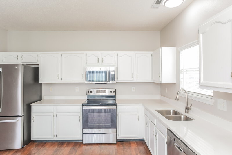 2,830/Mo, 3500 Limelight Ln Whitestown, IN 46075 Kitchen View