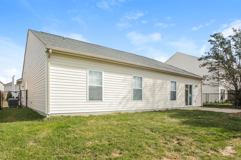 2,830/Mo, 3500 Limelight Ln Whitestown, IN 46075 Rear View 2
