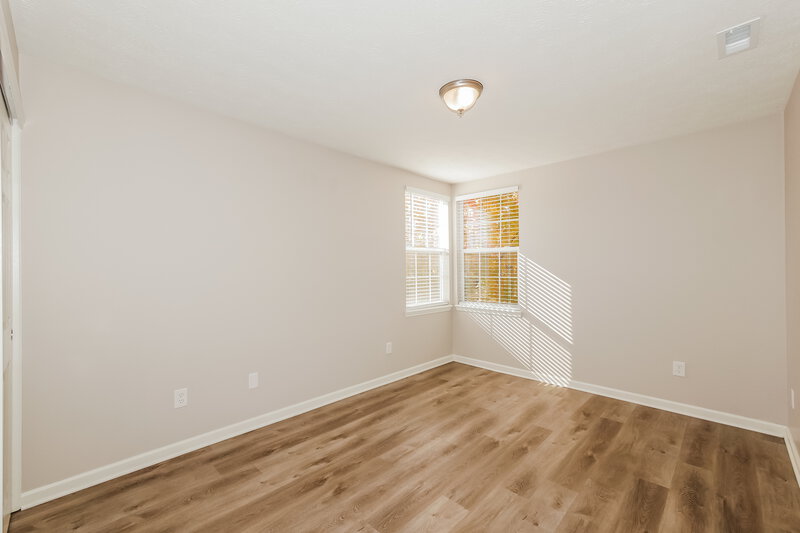 2,000/Mo, 5723 Congressional Pl Indianapolis, IN 46235 Bedroom View
