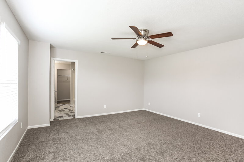 2,110/Mo, 4240 Arches Ct Indianapolis, IN 46235 Main Bedroom View
