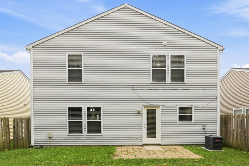 2,055/Mo, 9102 Cardinal Flower Ct Indianapolis, IN 46231 Rear View