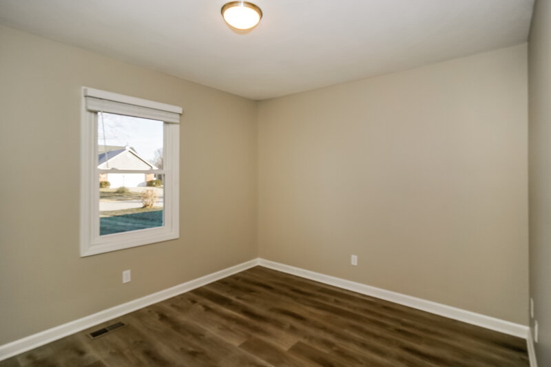 1,945/Mo, 5349 Tracey Jo Rd Greenwood, IN 46142 Bedroom View