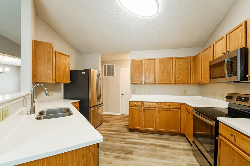 1,755/Mo, 8835 Youngs Creek Ln Camby, IN 46113 Kitchen View