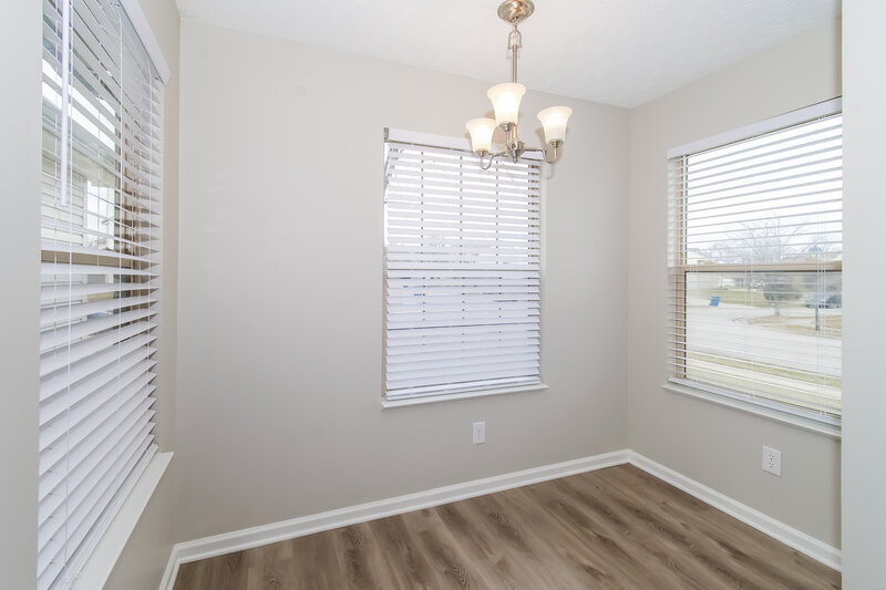 2,620/Mo, 6101 Patoka Lake Dr Indianapolis, IN 46254 Dining Room View