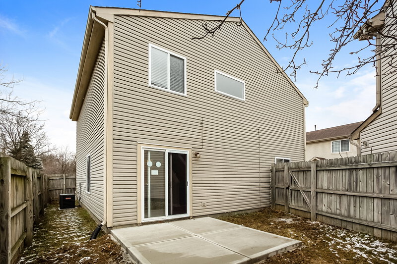3,210/Mo, 4611 Falcon Run Way Indianapolis, IN 46254 Rear View