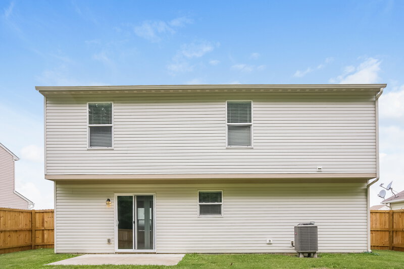 2,120/Mo, 3423 Grove Berry Ln Indianapolis, IN 46239 Rear View