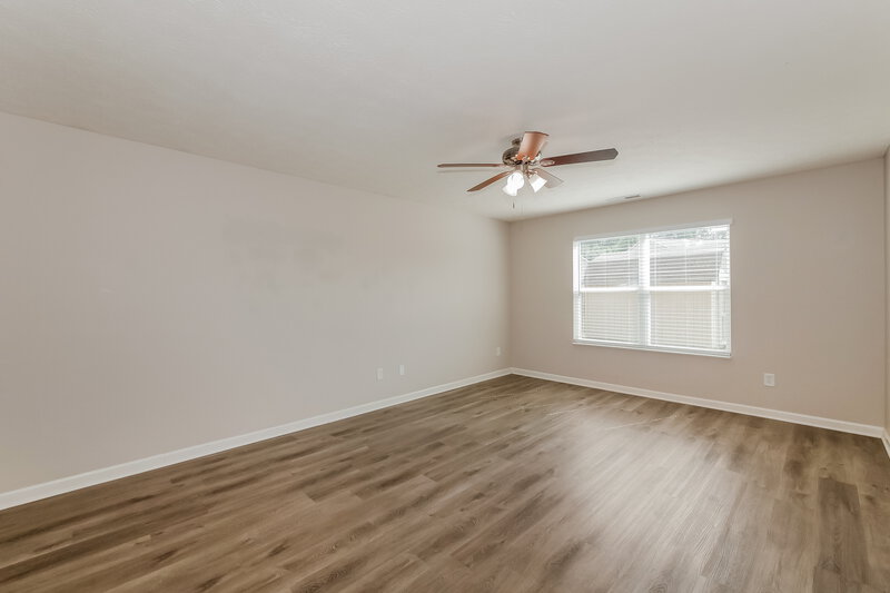 2,015/Mo, 2532 Copper Hill Dr Indianapolis, IN 46239 Main Bedroom View