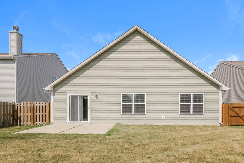 2,015/Mo, 2532 Copper Hill Dr Indianapolis, IN 46239 Rear View