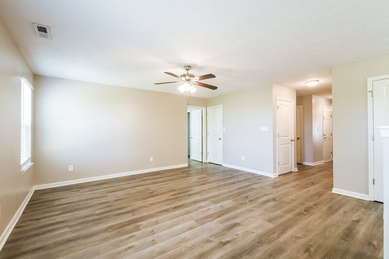 2,005/Mo, 15298 Royal Grove Dr Noblesville, IN 46060 Misc View 4