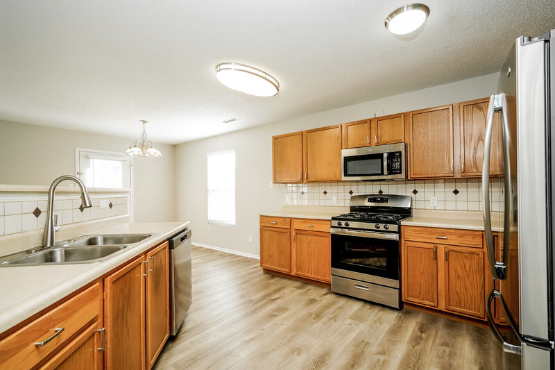 1,710/Mo, 8645 Ingalls Ln Camby, IN 46113 Kitchen View 2
