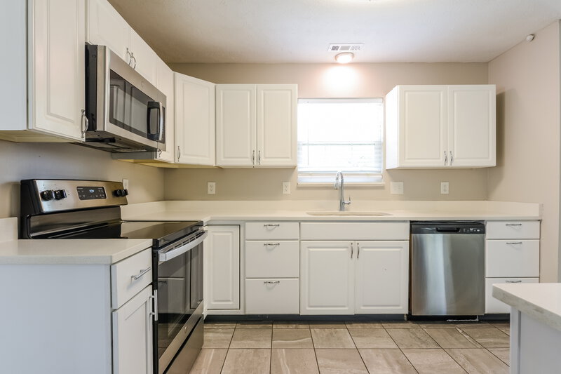 1,735/Mo, 6827 Devinney Ln Indianapolis, IN 46221 Misc View 5