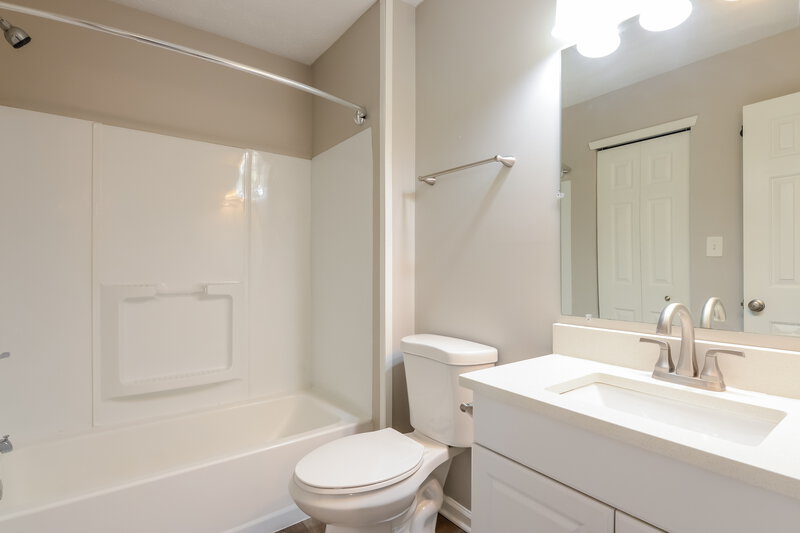 1,735/Mo, 6827 Devinney Ln Indianapolis, IN 46221 Misc View 10