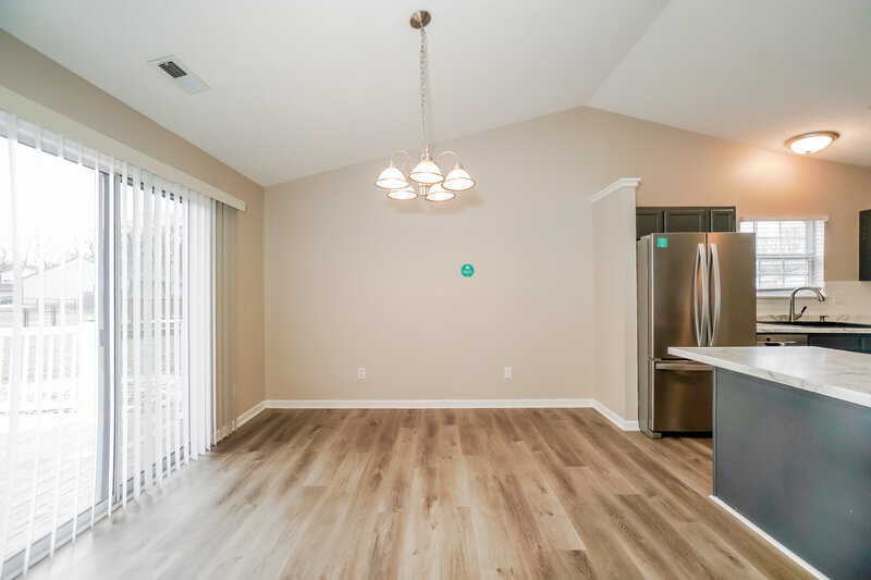 2,050/Mo, 7068 Carrie Dr Indianapolis, IN 46237 Dining Room View
