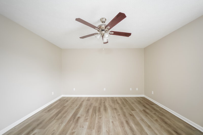 2,050/Mo, 7068 Carrie Dr Indianapolis, IN 46237 Main Bedroom View 2