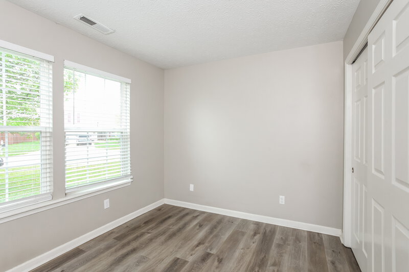 2,295/Mo, 5765 Arlington Dr Plainfield, IN 46168 Bedroom View 2