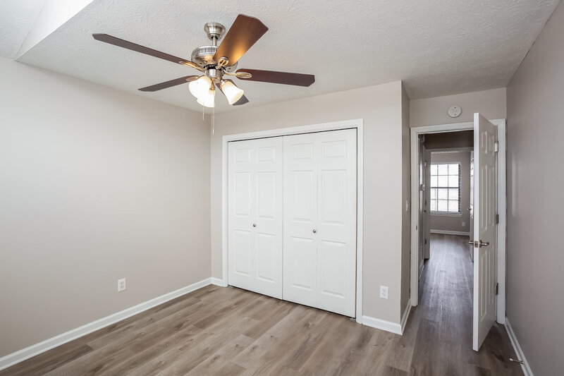 1,670/Mo, 821 Dream March Dr Greenfield, IN 46140 Bedroom View 3