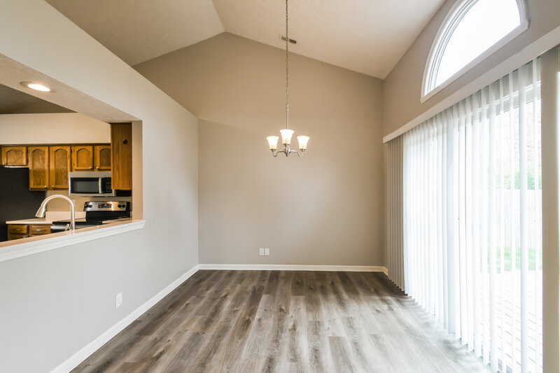 1,980/Mo, 5453 Vicksburg Dr Indianapolis, IN 46254 Misc View 6