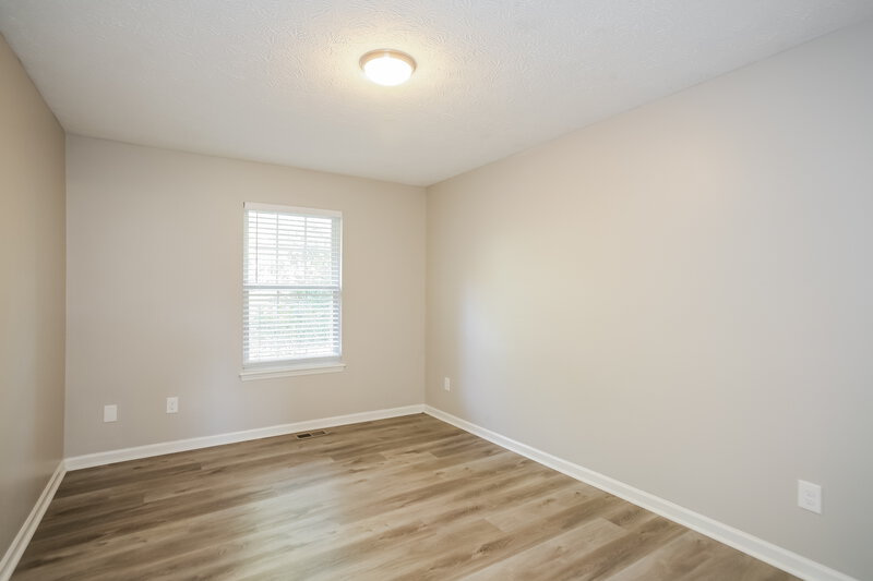 2,110/Mo, 6447 Coburn Ave Indianapolis, IN 46260 Bedroom View