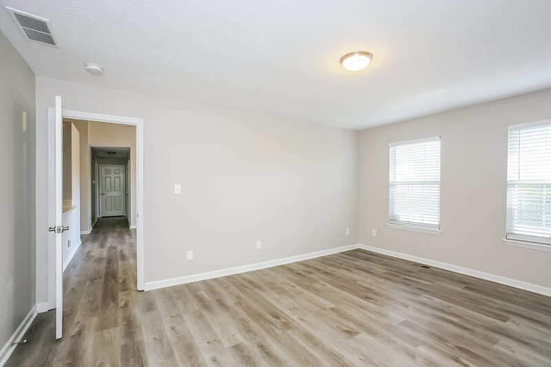 2,110/Mo, 6447 Coburn Ave Indianapolis, IN 46260 Bedroom View 2