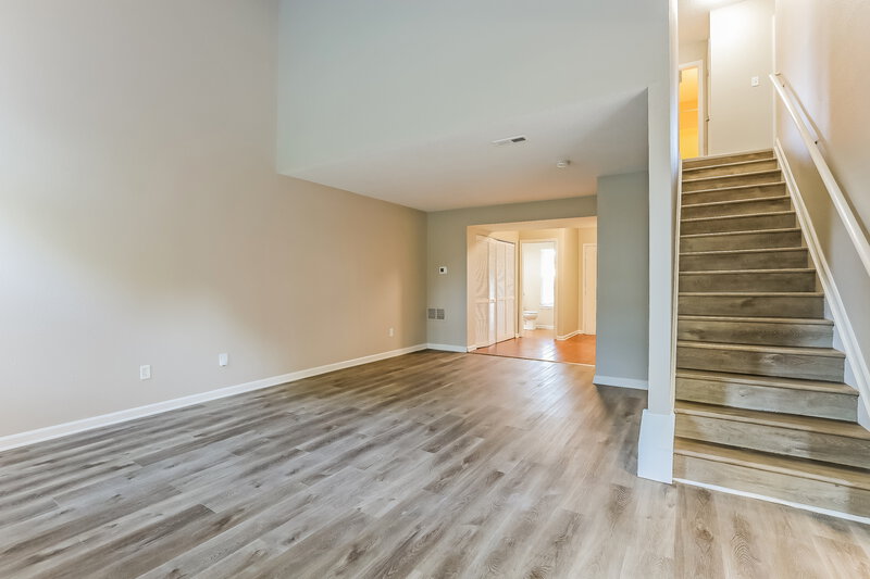 1,880/Mo, 10164 Clear Sky Dr Avon, IN 46123 Living Room View 2