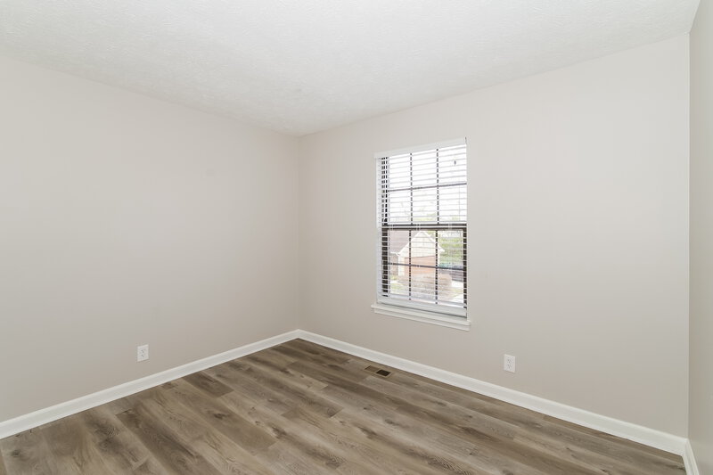 2,650/Mo, 6722 Foxfire Dr Indianapolis, IN 46214 Bedroom View