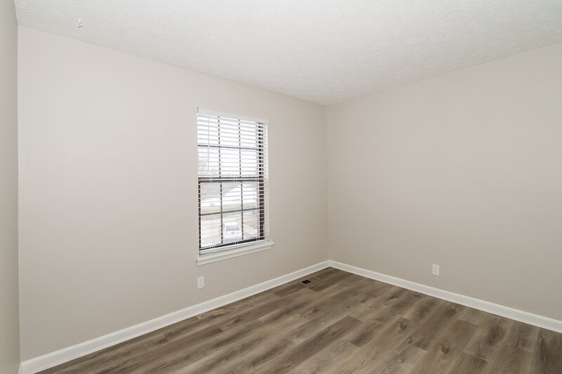 2,650/Mo, 6722 Foxfire Dr Indianapolis, IN 46214 Bedroom View 2