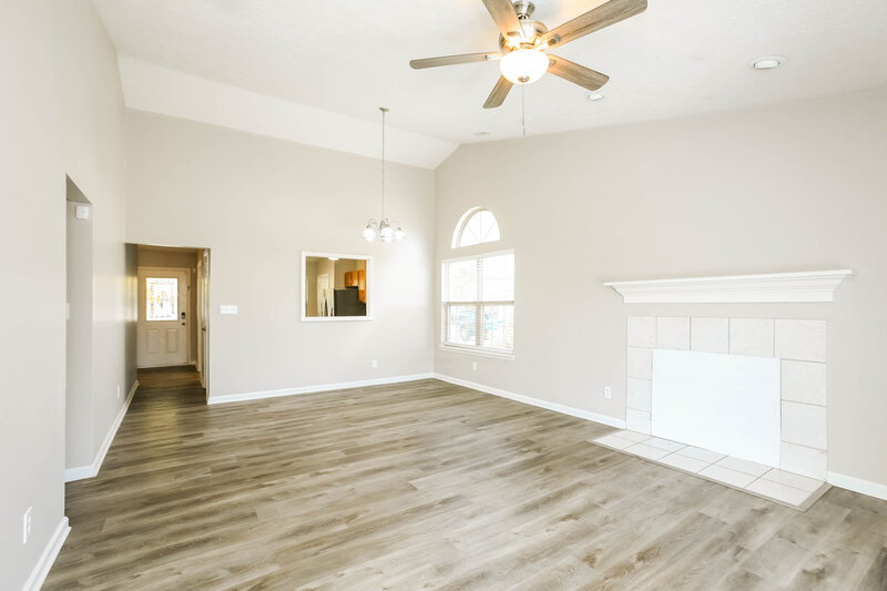 3,010/Mo, 10335 Cornith Way Avon, IN 46123 Living Room View