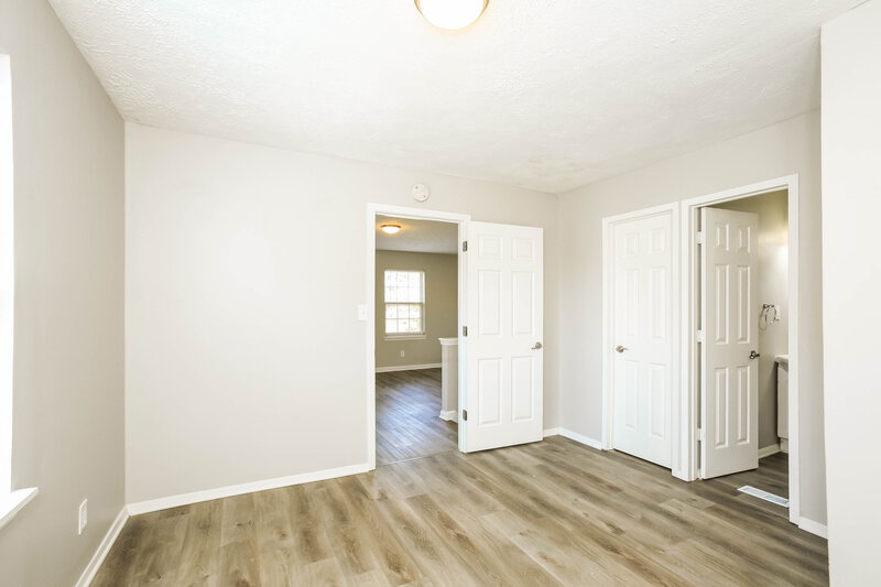 3,010/Mo, 10335 Cornith Way Avon, IN 46123 Main Bedroom View