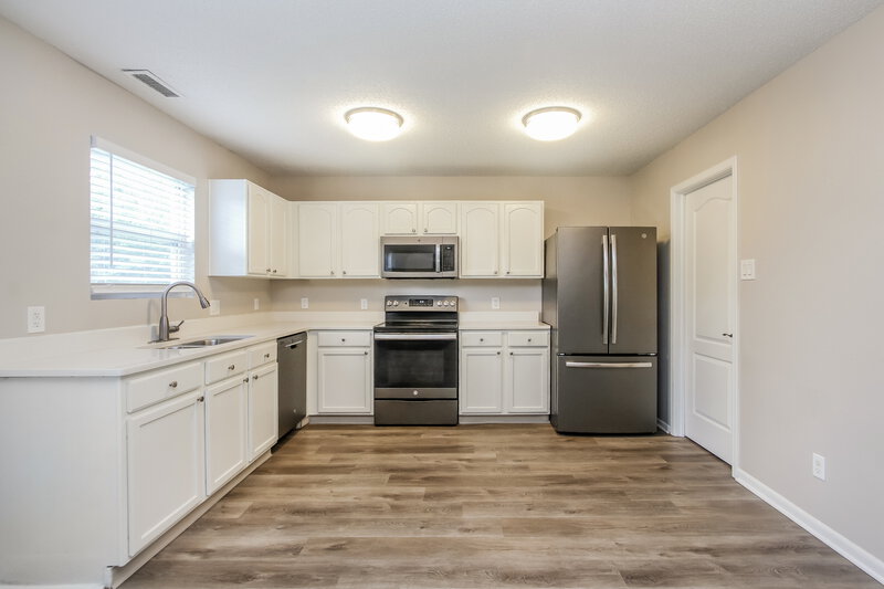 2,005/Mo, 9210 Centenary Ln Camby, IN 46113 Kitchen View