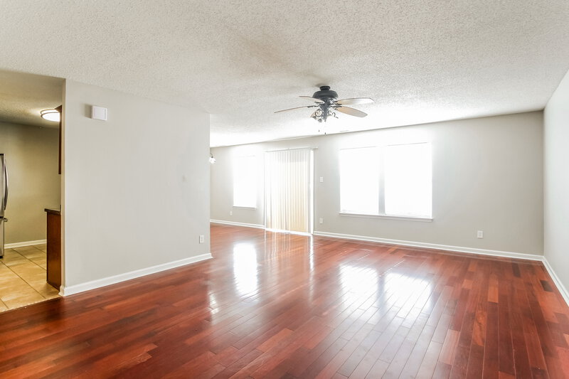 1,925/Mo, 4504 Connaught E Dr Plainfield, IN 46168 Living Room View