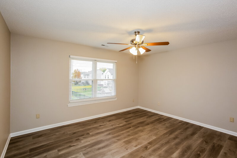 2,065/Mo, 279 Brookview Dr Brownsburg, IN 46112 Main Bedroom View