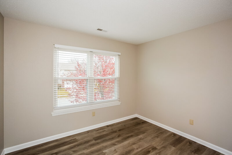 2,065/Mo, 279 Brookview Dr Brownsburg, IN 46112 Bedroom View