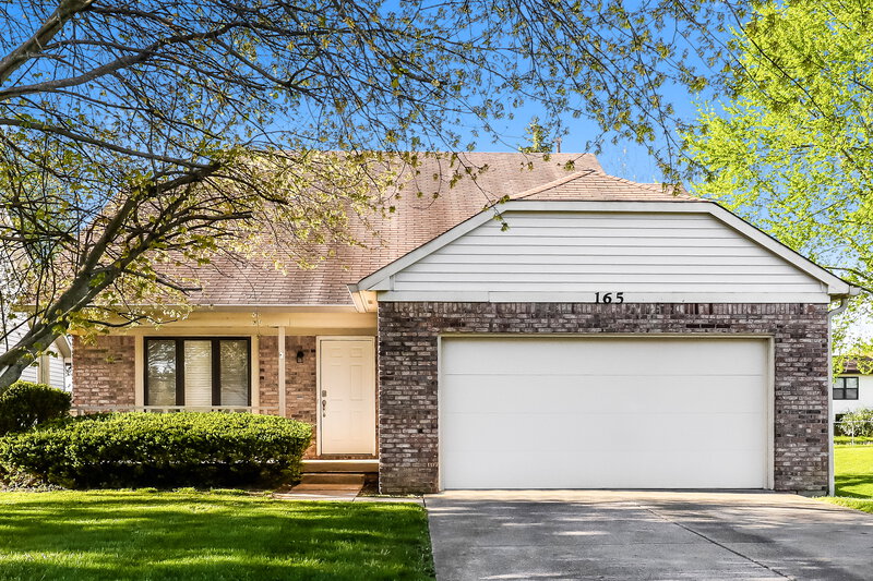 2,530/Mo, 165 Christy Dr Greenwood, IN 46143 External View