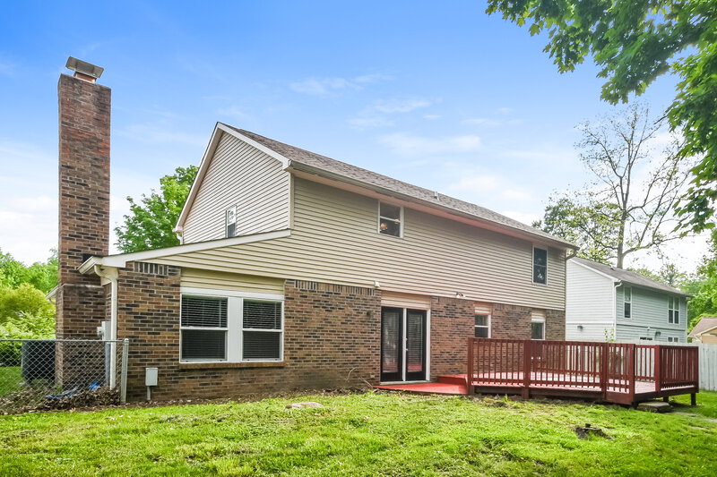 2,460/Mo, 4320 Oil Creek Dr Indianapolis, IN 46268 Rear View
