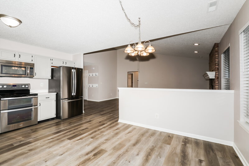 2,620/Mo, 9803 Trail Dr Avon, IN 46123 Dining Room View