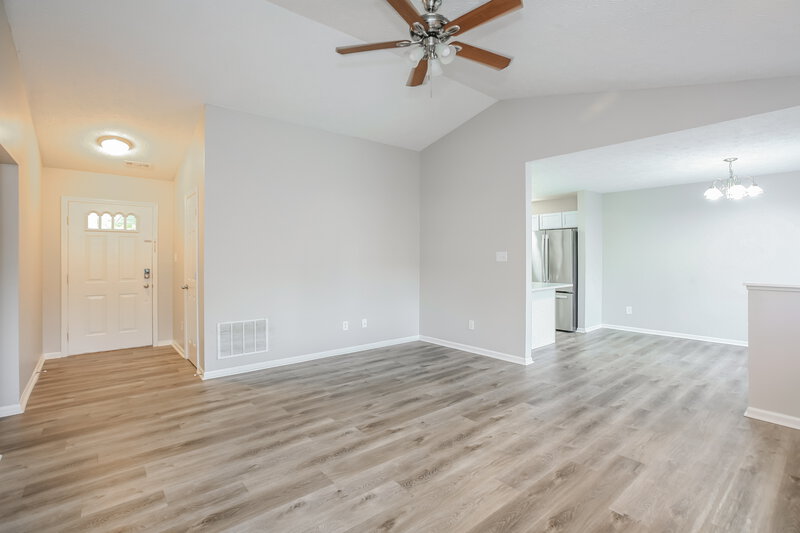 1,700/Mo, 1449 Country Pointe Dr Indianapolis, IN 46234 Dining Room View