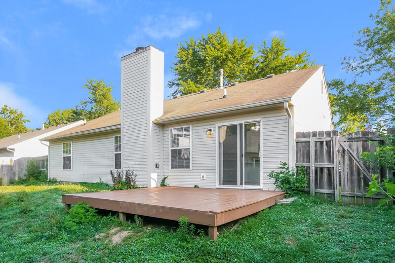 1,700/Mo, 1449 Country Pointe Dr Indianapolis, IN 46234 Rear View