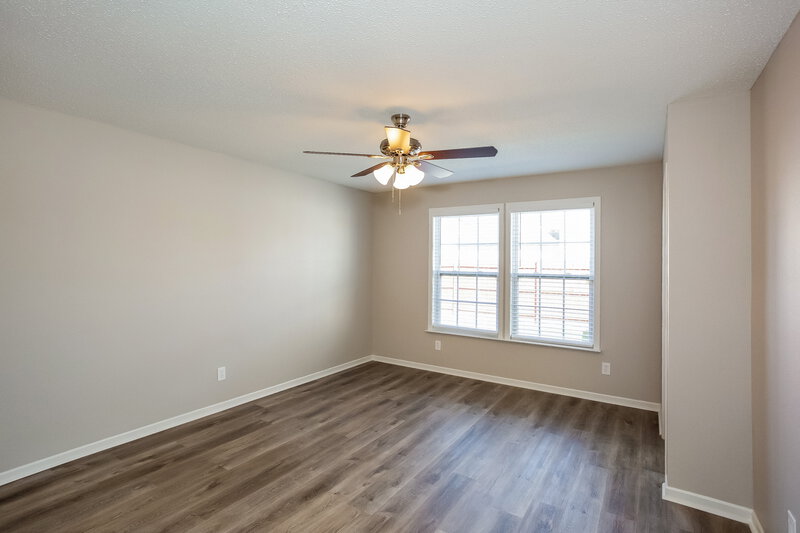 2,730/Mo, 600 Streamside Dr Greenfield, IN 46140 Main Bedroom View