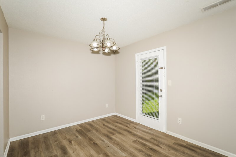 1,895/Mo, 4349 Village Trace Ct Indianapolis, IN 46254 Dining Room View