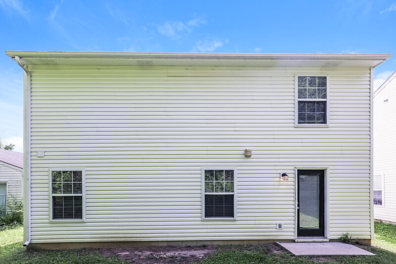 1,895/Mo, 4349 Village Trace Ct Indianapolis, IN 46254 Rear View