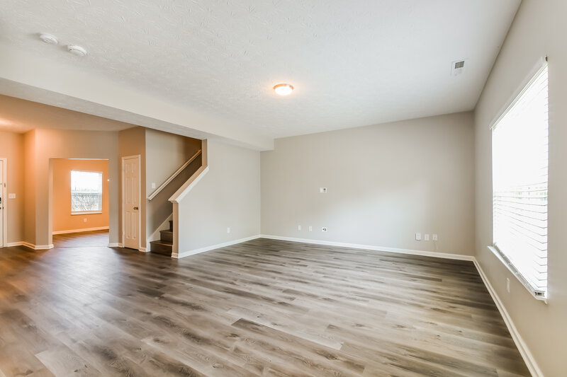 2,160/Mo, 577 Farnham Dr Westfield, IN 46074 Living Room View 2