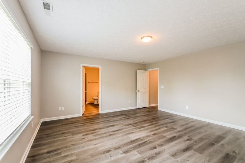 2,160/Mo, 577 Farnham Dr Westfield, IN 46074 Main Bedroom View 2