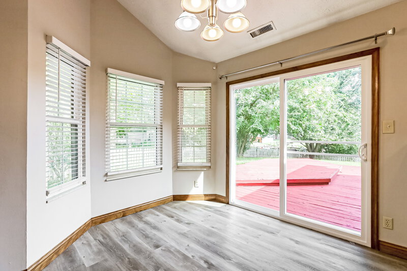 2,070/Mo, 8867 Sundrop Rd Indianapolis, IN 46231 Dining Room View