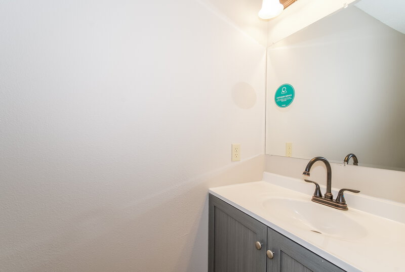 2,220/Mo, 3428 W 54th St Indianapolis, IN 46228 Powder Room View